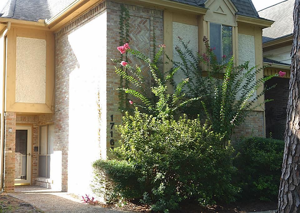 1st image of 17166 Beaver Springs Dr #3