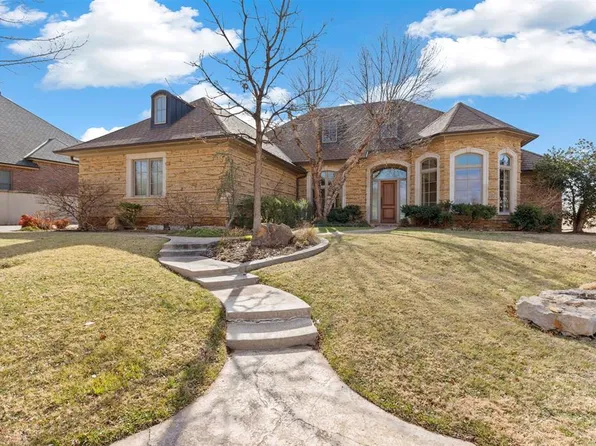 2426 NW Grand Cir, Oklahoma City, OK 73116