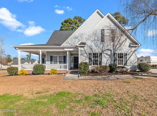 858 Pine Valley Rd, Jacksonville, NC 28546
