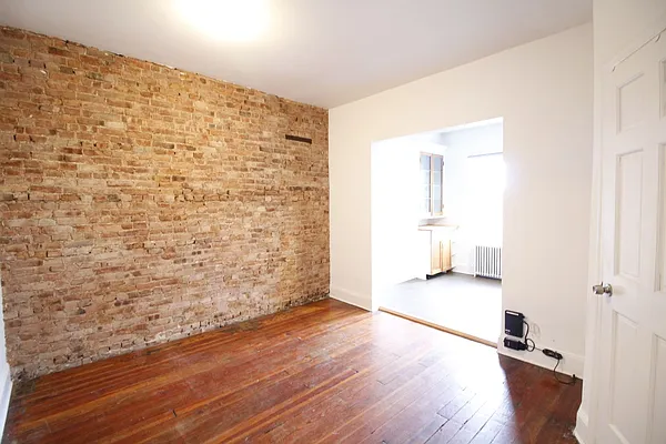 Rented by Realty Nerd | media 1