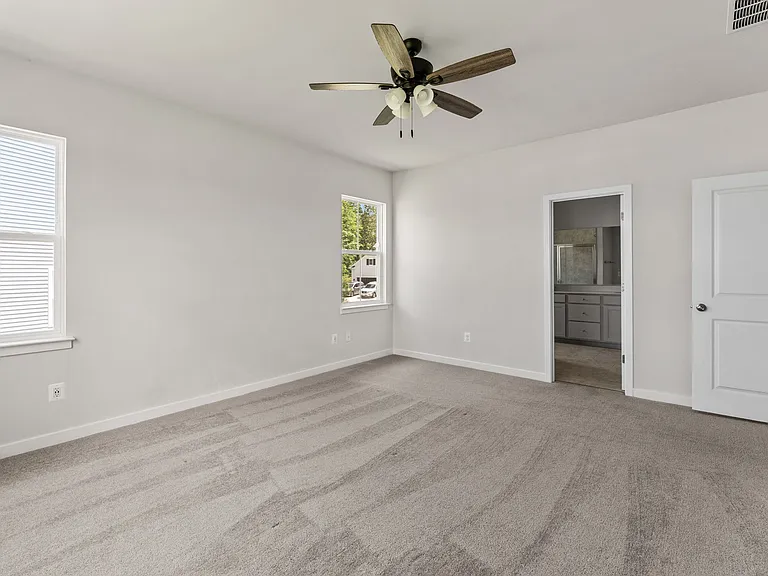 9031 Hereford Ct — Photo 37