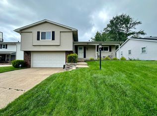 3913 N Kathy Ln, Peoria, IL 61615