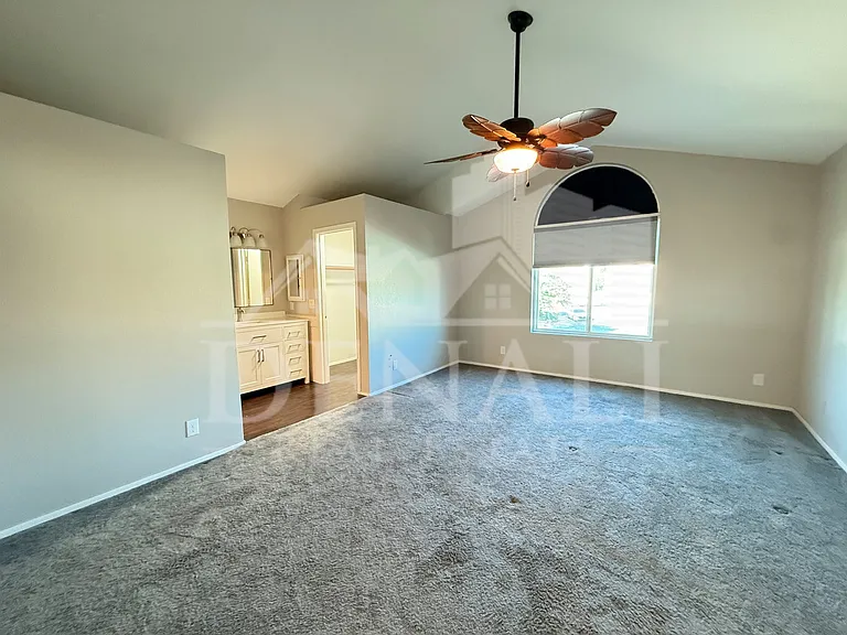 1114 S Surfside Dr — Photo 11