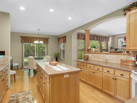 4th image of 1311 Timber Ln