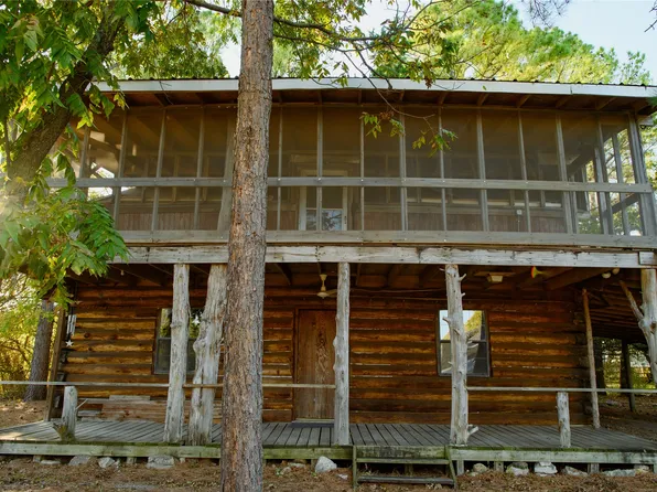 221 Clayton Dr, Pottsboro, TX 75076