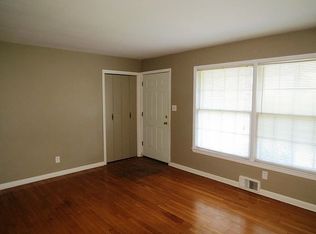 520 Dogwood Dr, Martinsville, VA 24112