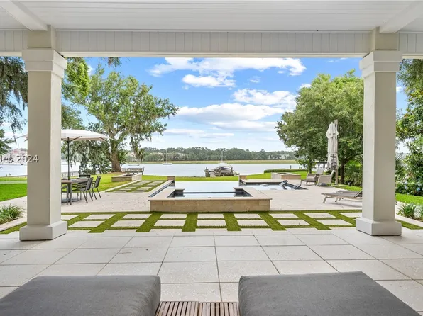 24 Widewater Rd, Hilton Head Island, SC 29926