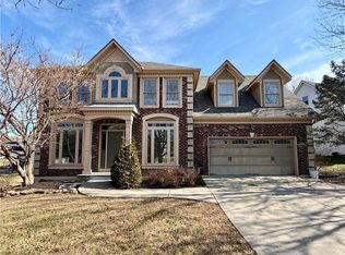 5719 N Dawn Ct, Kansas City, MO 64151