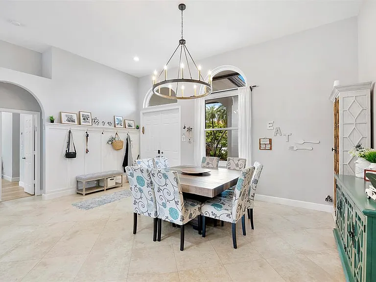 5431 NW 109th Ln — Photo 15