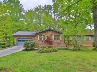 1933 Stonebrook Dr, Knoxville, TN 37923