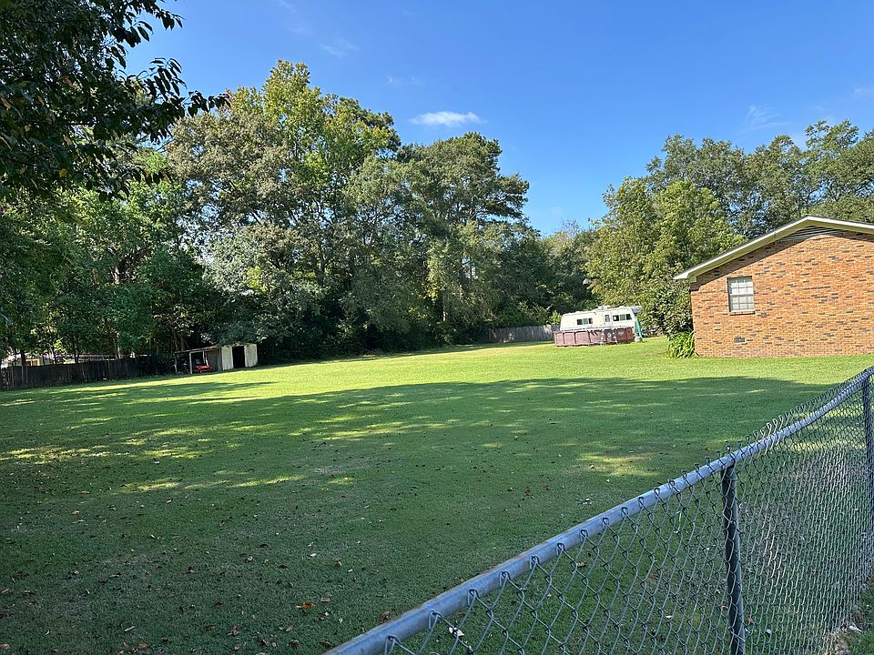 2nd image of 103 Elwyn Ave