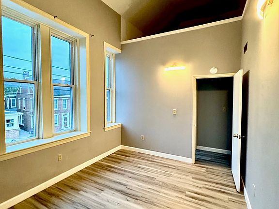 118 E Chestnut Street - Main Bedroom View 1