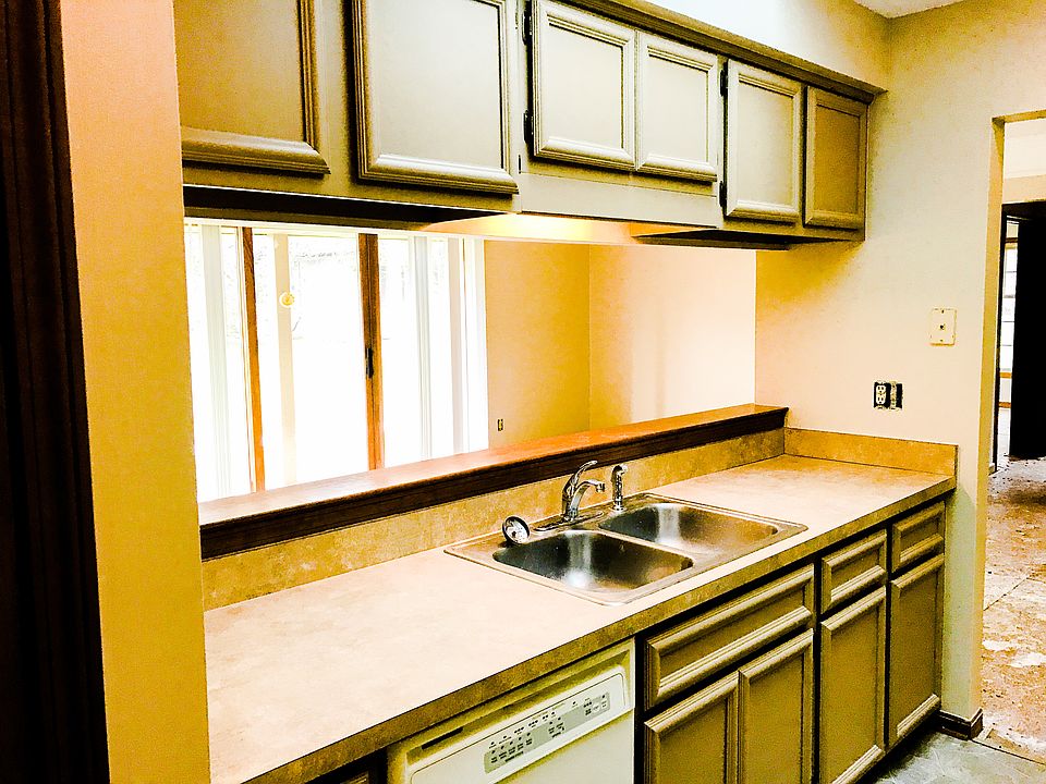 2nd image of 14812 Mayview Ct