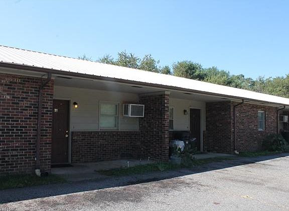 4th image of 111/114/126 Farmside Dr