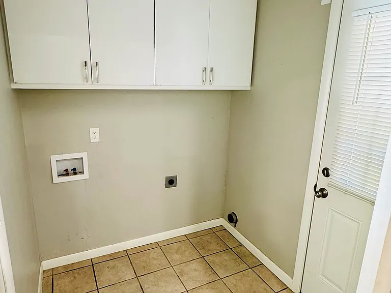 1911 Westbrooke Ter — Photo 15