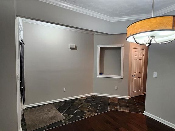 2nd image of 2651 Heathrow Dr