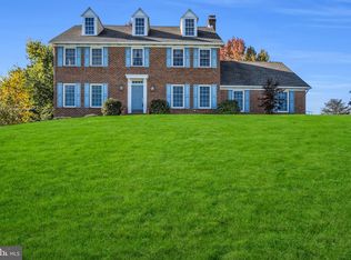 1048 Country Club Rd, Camp Hill, PA 17011