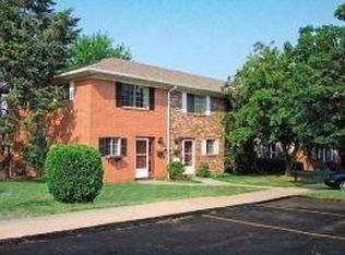 95 Elmwood Ter, Rochester, NY 14620
