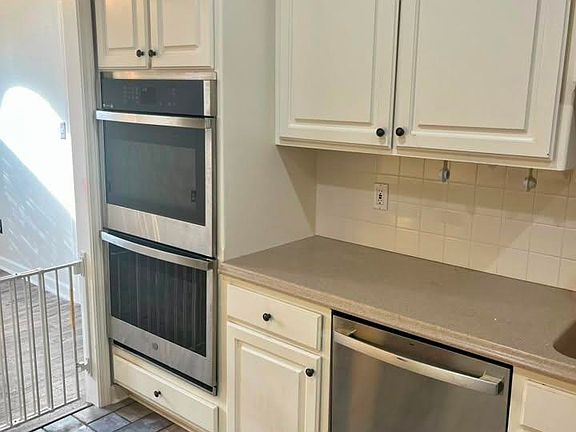 5th image of 105 Trelon Way