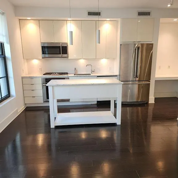 1011 M St NW #203 — Photo 2