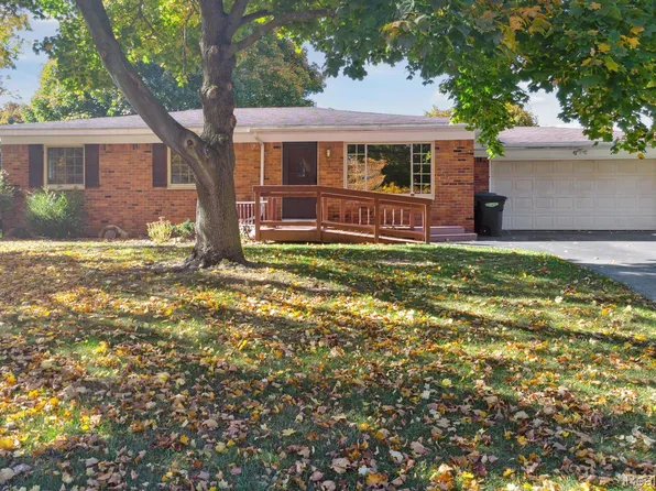 186 Indian Knolls St, Oxford, MI 48371