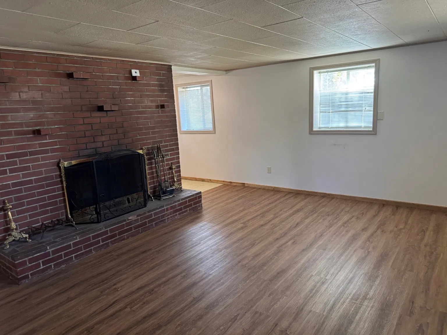 1 bed, 900 sqft, $950 — Photo 3