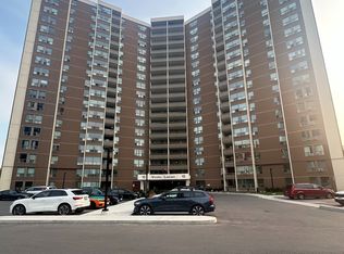15 Vicora Linkway #1711, Toronto, ON M3C1A9
