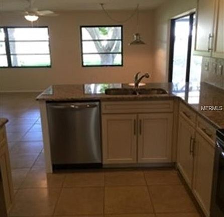 4th image of 523 Miro Cir #523