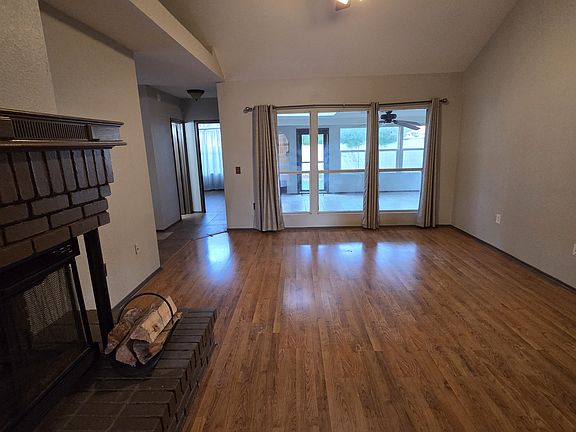 5th image of 1220 E Campbell Ave