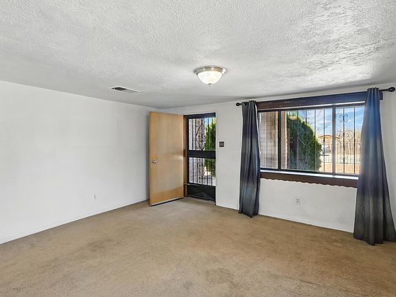 5th image of 316 Camino Seis SW