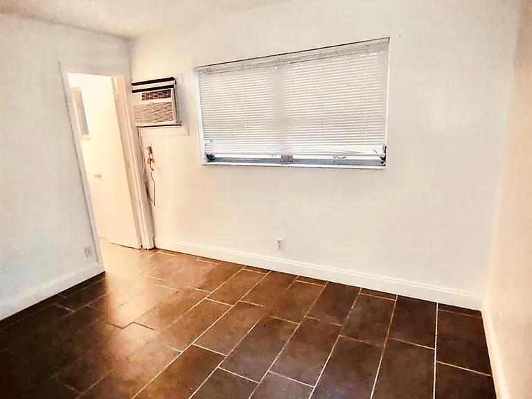 5150 NE 6th Ave #130 — Photo 22