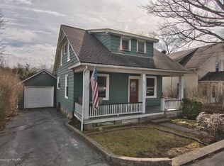 1317 Coolbaugh St, Stroudsburg, PA 18360