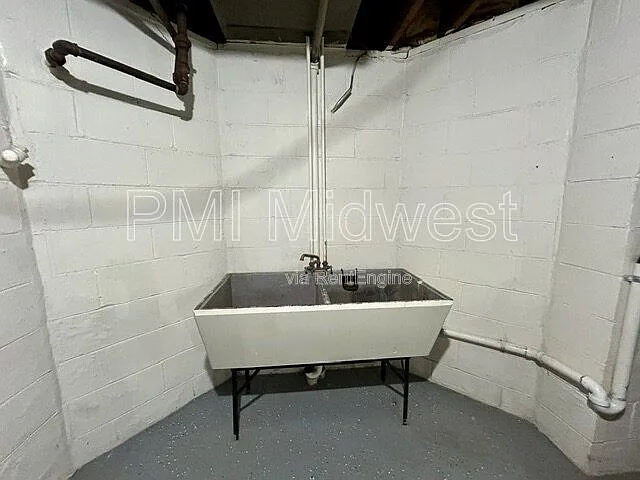 5663 N Illinois St — Photo 28
