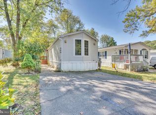 205 Boones Dr, Lothian, MD 20711