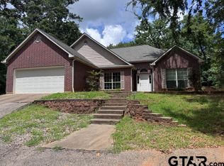 18710 Porsche Dr, Flint, TX 75762
