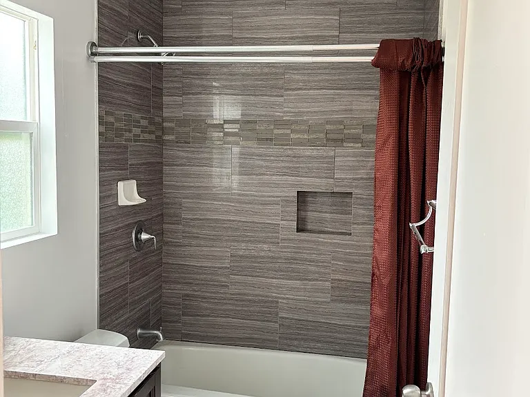 649 N Harper Ave #649 — Photo 5