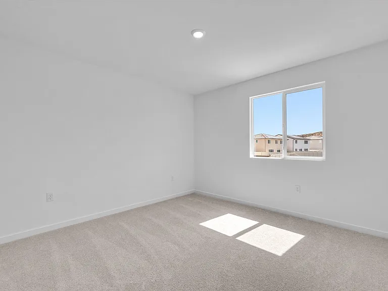 34427 Sakura Ln — Photo 20
