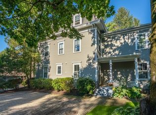 1175 Chestnut St APT 2, Newton, MA 02464