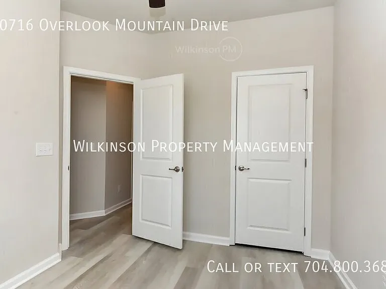 10716 Overlook Mountain Dr — Photo 30