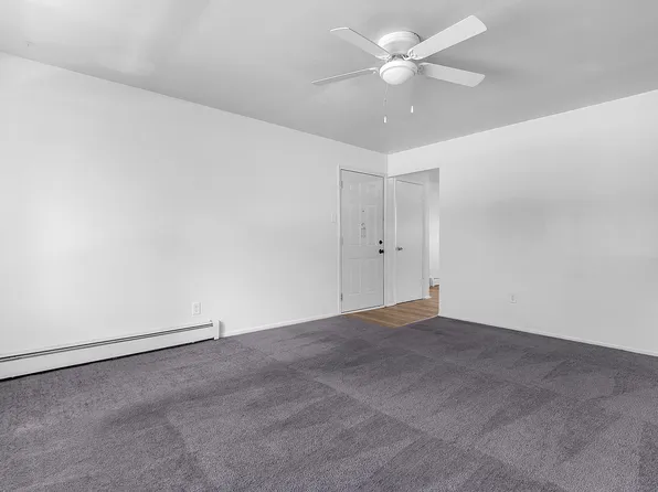 5533 Aspen Ave APT 4, Portage, IN 46368