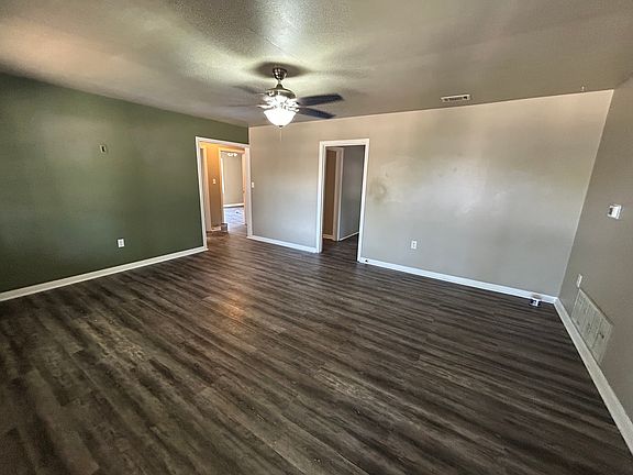 3rd image of 301 N 11th St