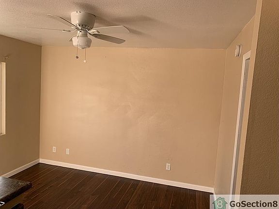 2nd image of 1529 W Garfield St #8