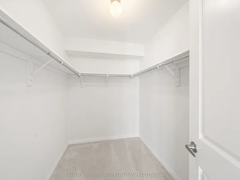 1466 Stovell Cres #MAIN UPPER — Photo 21
