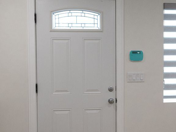 4th image of 6172 Cleon Ave