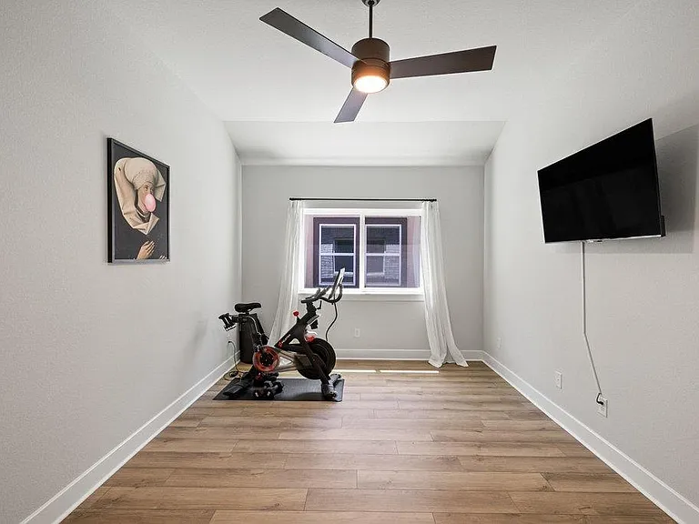 8408 Grenadier Dr — Photo 18