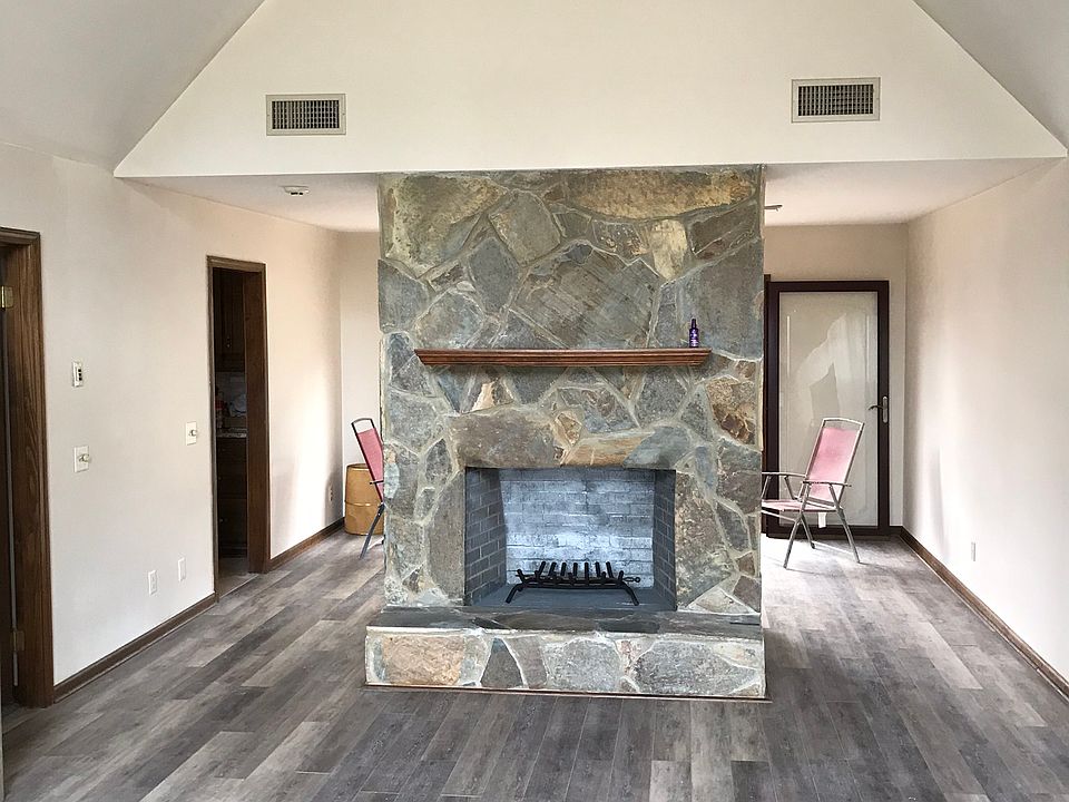 1st image of 441 Bo Jo Ella Dr