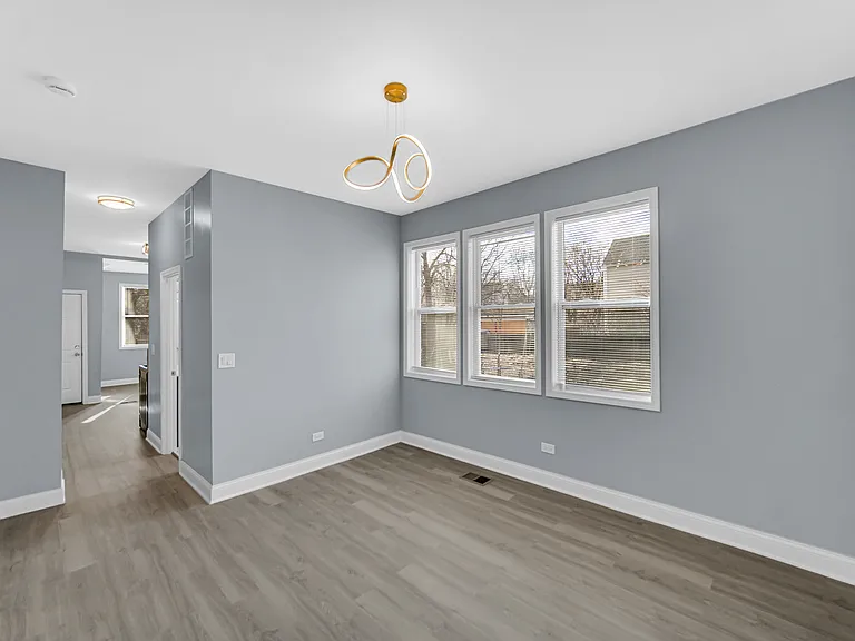 5211 S Bishop St #2 — Photo 2
