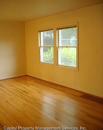3rd image of 3831-3839 N Lombard St