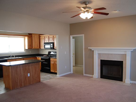 3rd image of 101 Angel Oak Ct