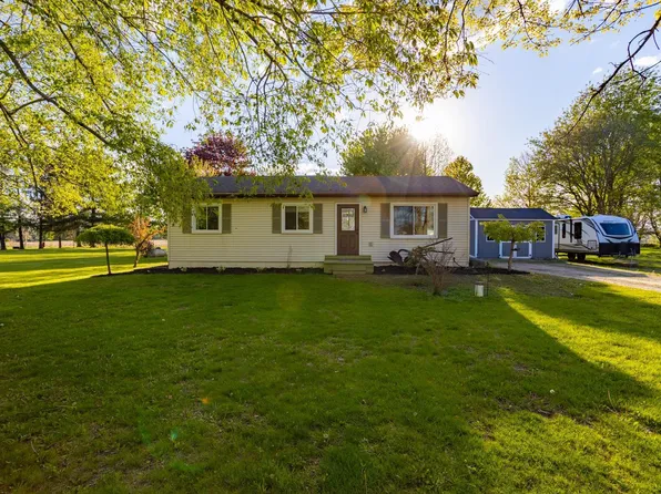 6816 S Delaney Rd, Owosso, MI 48867